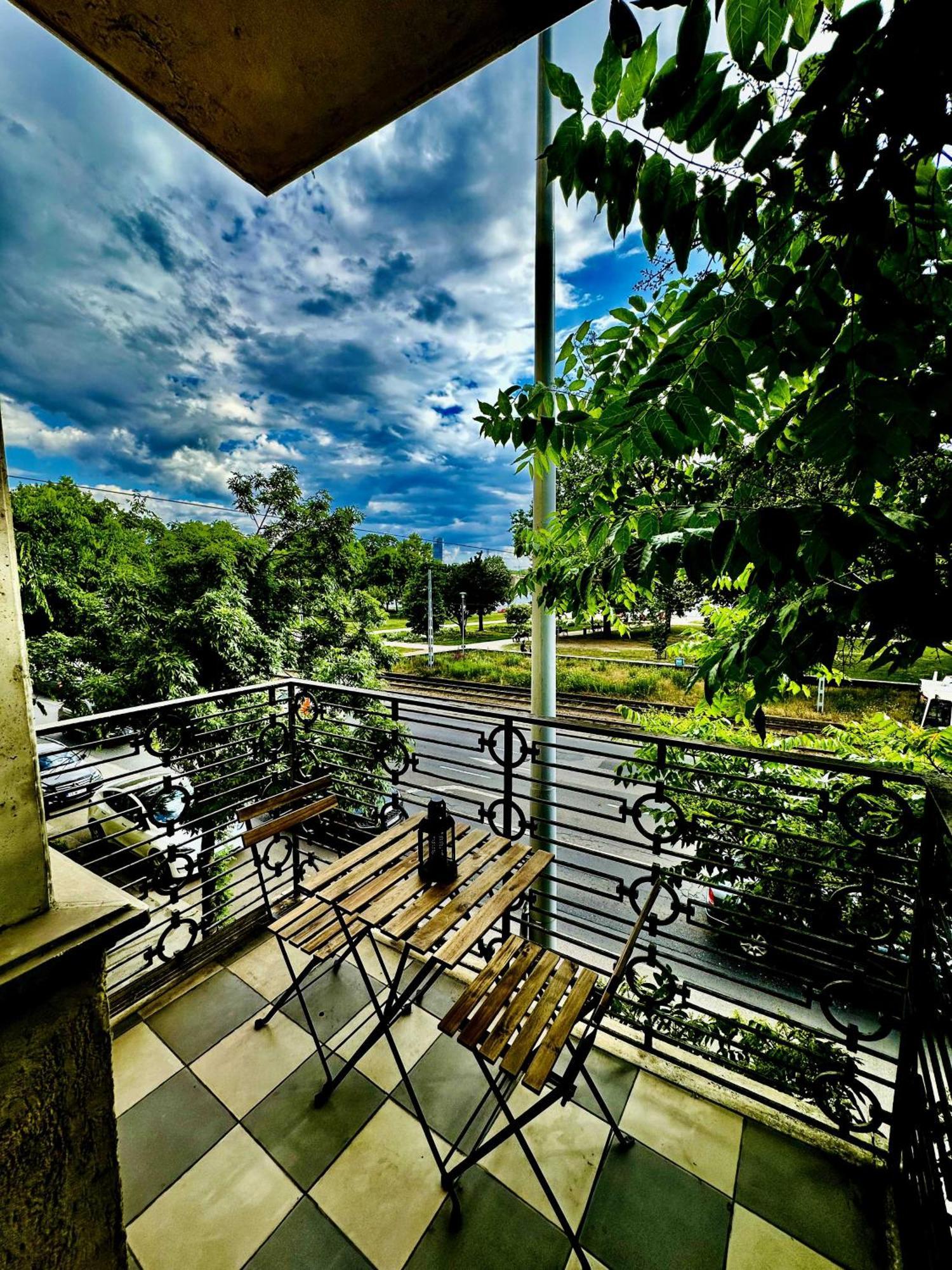 Casa Del Rio Hotell Budapest Exteriör bild