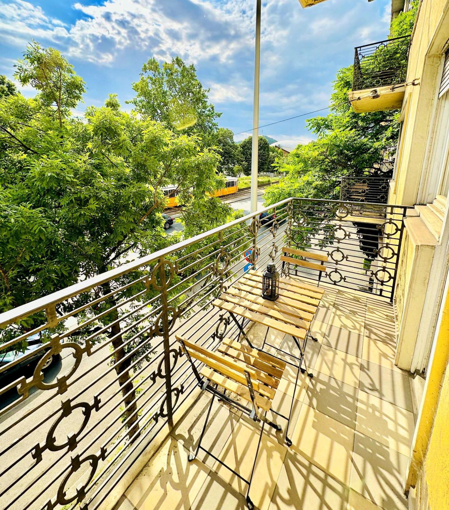 Casa Del Rio Hotell Budapest Exteriör bild